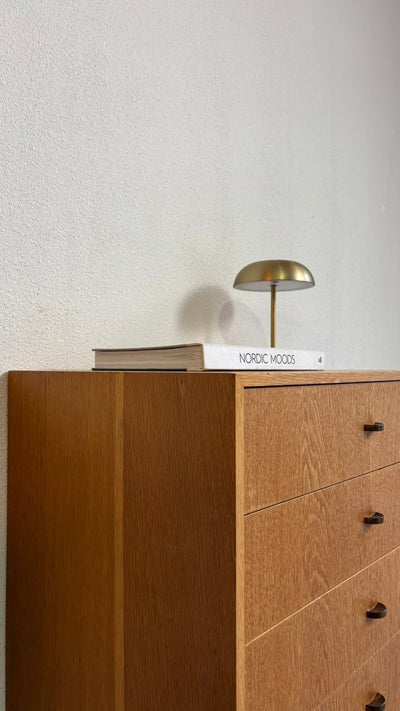 
                  
                    Vintage ladekastje eiken metalen greepje - LOUI.STORE
                  
                