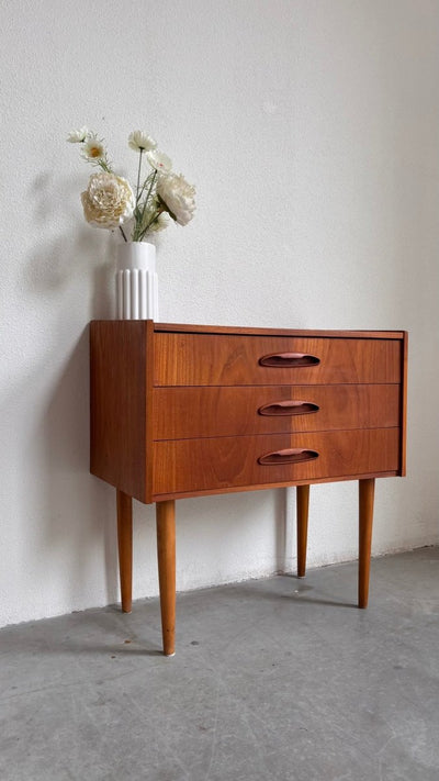 
                  
                    Vintage ladekastje open greepje - LOUI.STORE
                  
                