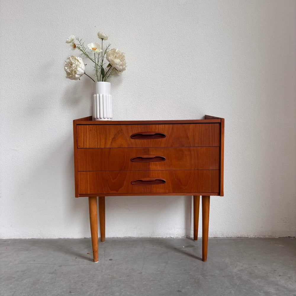 Vintage ladekastje open greepje - LOUI.STORE