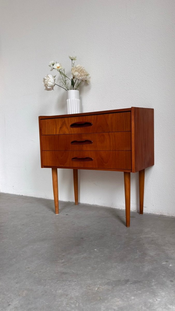 
                  
                    Vintage ladekastje open greepje - LOUI.STORE
                  
                