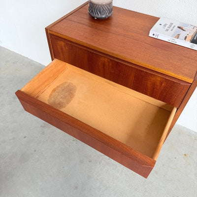 
                  
                    Vintage ladekastje teak 3* - LOUI
                  
                
