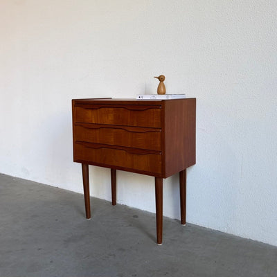 
                  
                    Vintage ladekastje teak 3* - LOUI
                  
                
