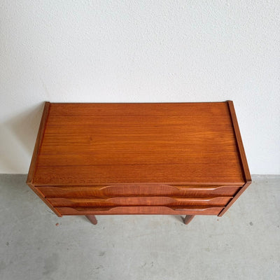 
                  
                    Vintage ladekastje teak 3* - LOUI
                  
                
