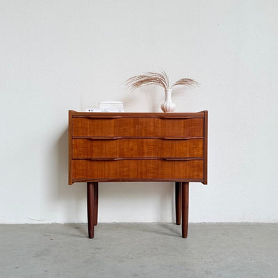 
                  
                    Vintage ladekastje teak 3* - LOUI
                  
                