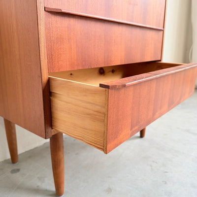 
                  
                    Vintage ladekastje teak 3* - LOUI
                  
                