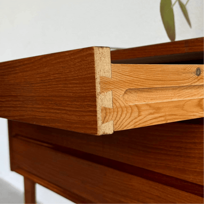 
                  
                    Vintage ladekastje teak 3* - LOUI.STORE
                  
                