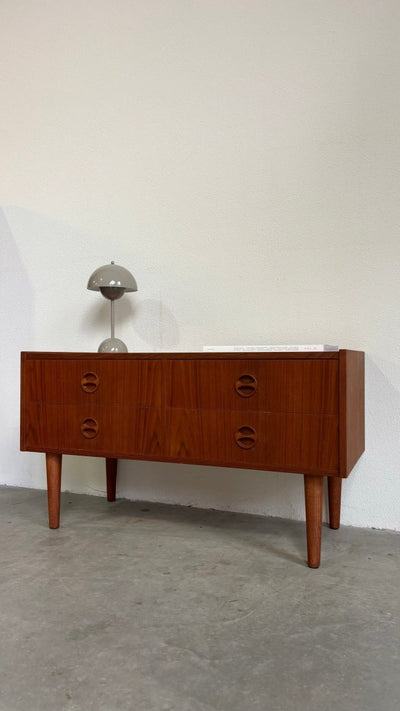 
                  
                    Vintage lage dubbele ladekast teak 4* - LOUI.STORE
                  
                