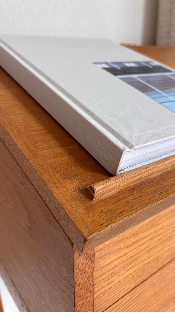 
                  
                    Vintage lessenaar - bureau eiken - LOUI.STORE
                  
                