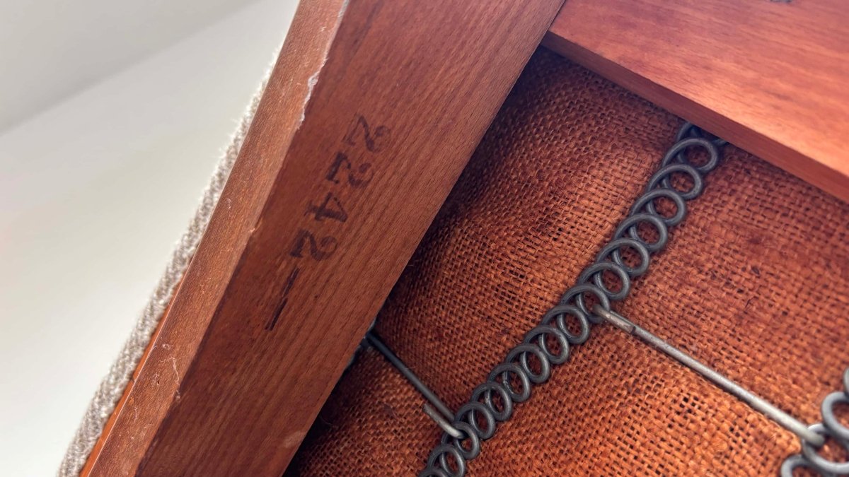 
                  
                    Vintage lounge stoel Fritz Hansen - LOUI.STORE
                  
                