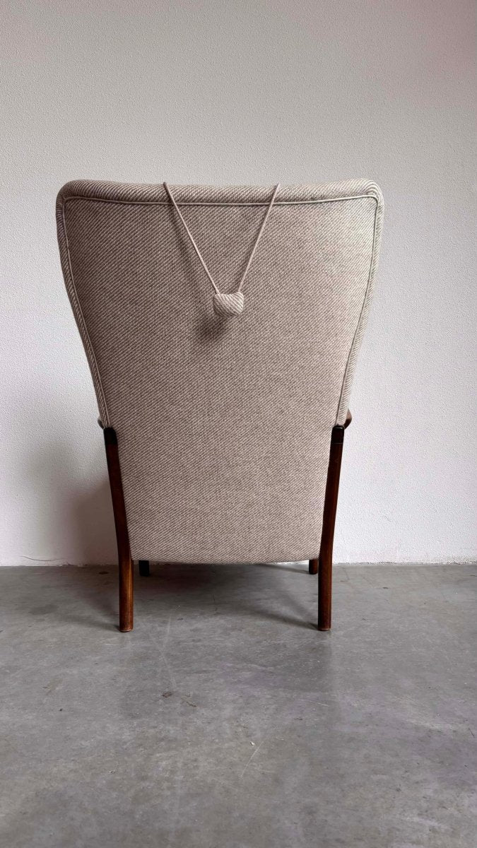 
                  
                    Vintage lounge stoel Fritz Hansen - LOUI.STORE
                  
                