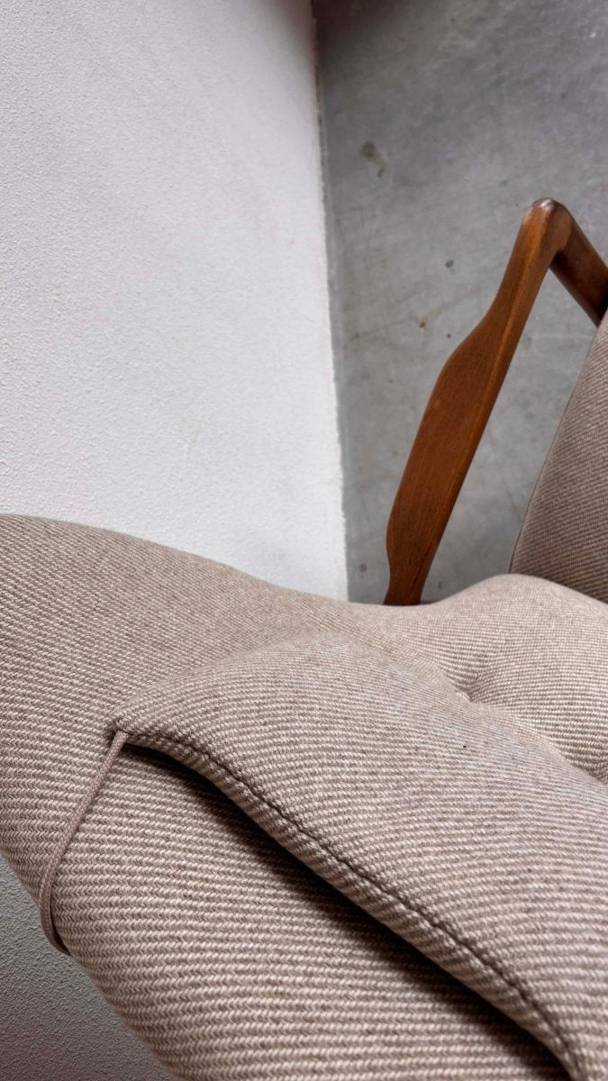 
                  
                    Vintage lounge stoel Fritz Hansen - LOUI.STORE
                  
                