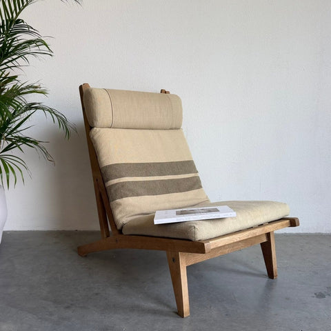 Vintage lounge stoel Hans Wegner voor Getama model GE375 - LOUI