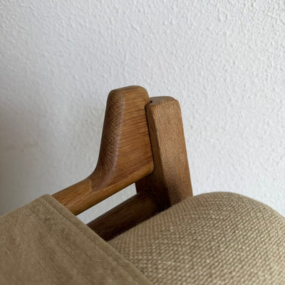 
                  
                    Vintage lounge stoel Hans Wegner voor Getama model GE375 - LOUI
                  
                