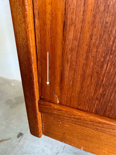 
                  
                    Vintage lowboard 3 schuifdeuren - LOUI.STORE
                  
                