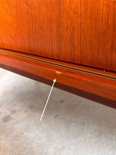 
                  
                    Vintage lowboard 5 lades teak - LOUI.STORE
                  
                