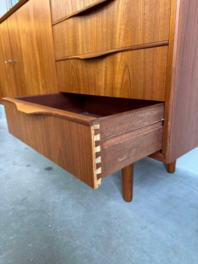 
                  
                    Vintage lowboard Erling Torvits teak - LOUI.STORE
                  
                