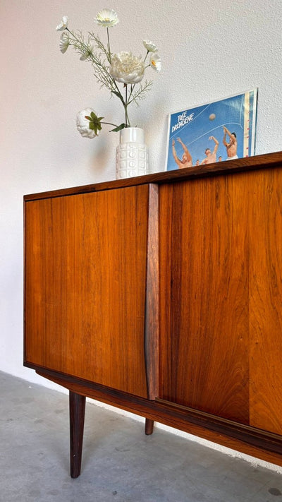 
                  
                    Vintage lowboard palissander - LOUI.STORE
                  
                