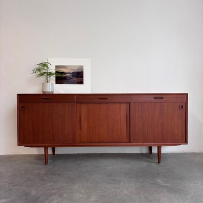 Vintage lowboard teak 3 lades+deuren - LOUI.STORE