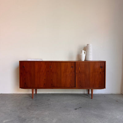 Vintage lowboard teak 3 schuifdeuren - LOUI