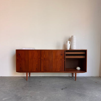 Vintage lowboard teak 3 schuifdeuren - LOUI