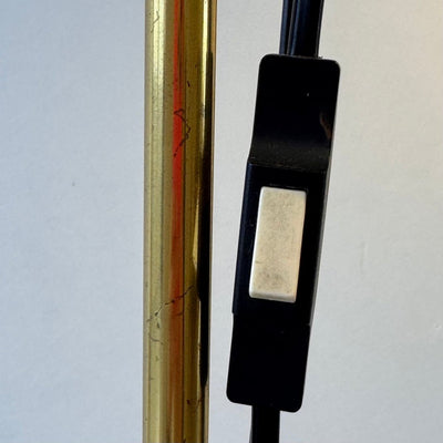 
                  
                    Vintage messing vloerlamp 2 koppig - LOUI.STORE
                  
                