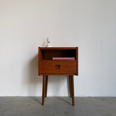 Vintage nachtkastje teak met lade - LOUI