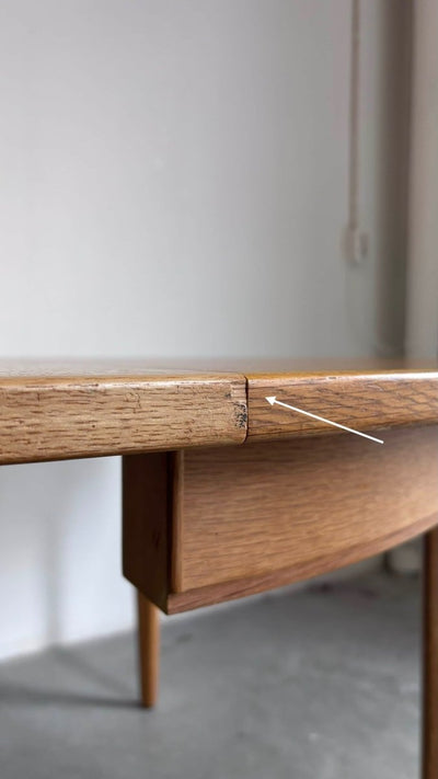
                  
                    Vintage Omann Junior eettafel eiken - LOUI.STORE
                  
                