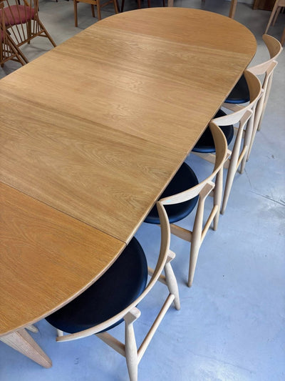
                  
                    Vintage Omann Junior eettafel eiken - LOUI.STORE
                  
                