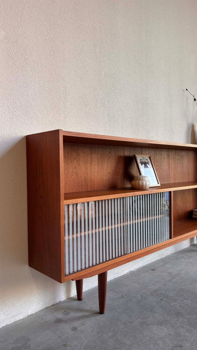 
                  
                    Vintage open sideboard teak - LOUI.STORE
                  
                
