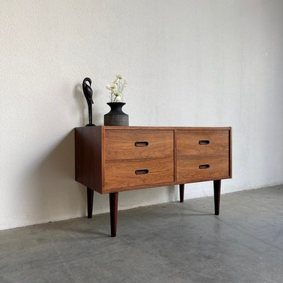 
                  
                    Vintage palissander sideboard -dubbele ladekast - LOUI
                  
                