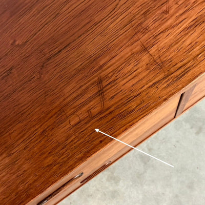 
                  
                    Vintage palissander sideboard -dubbele ladekast - LOUI
                  
                