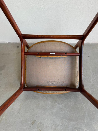 
                  
                    Vintage palissander skai stoelen Erik Buch (4) - LOUI.STORE
                  
                