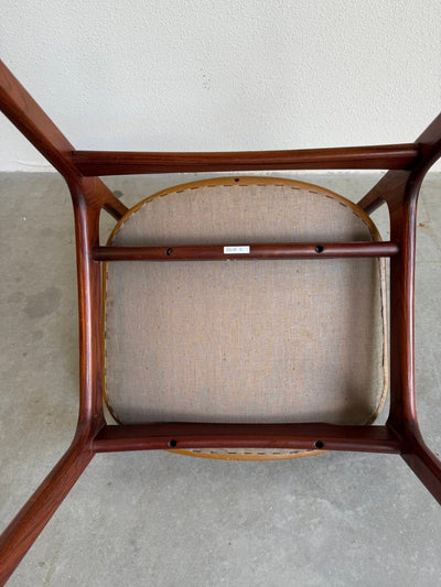 
                  
                    Vintage palissander skai stoelen Erik Buch (4) - LOUI.STORE
                  
                