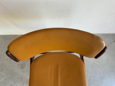 
                  
                    Vintage palissander skai stoelen Erik Buch (4) - LOUI.STORE
                  
                