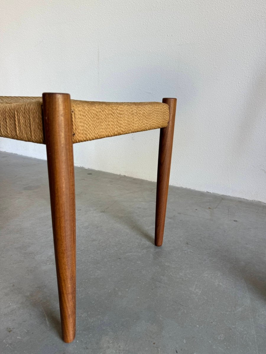 
                  
                    Vintage papercord kruk - LOUI.STORE
                  
                