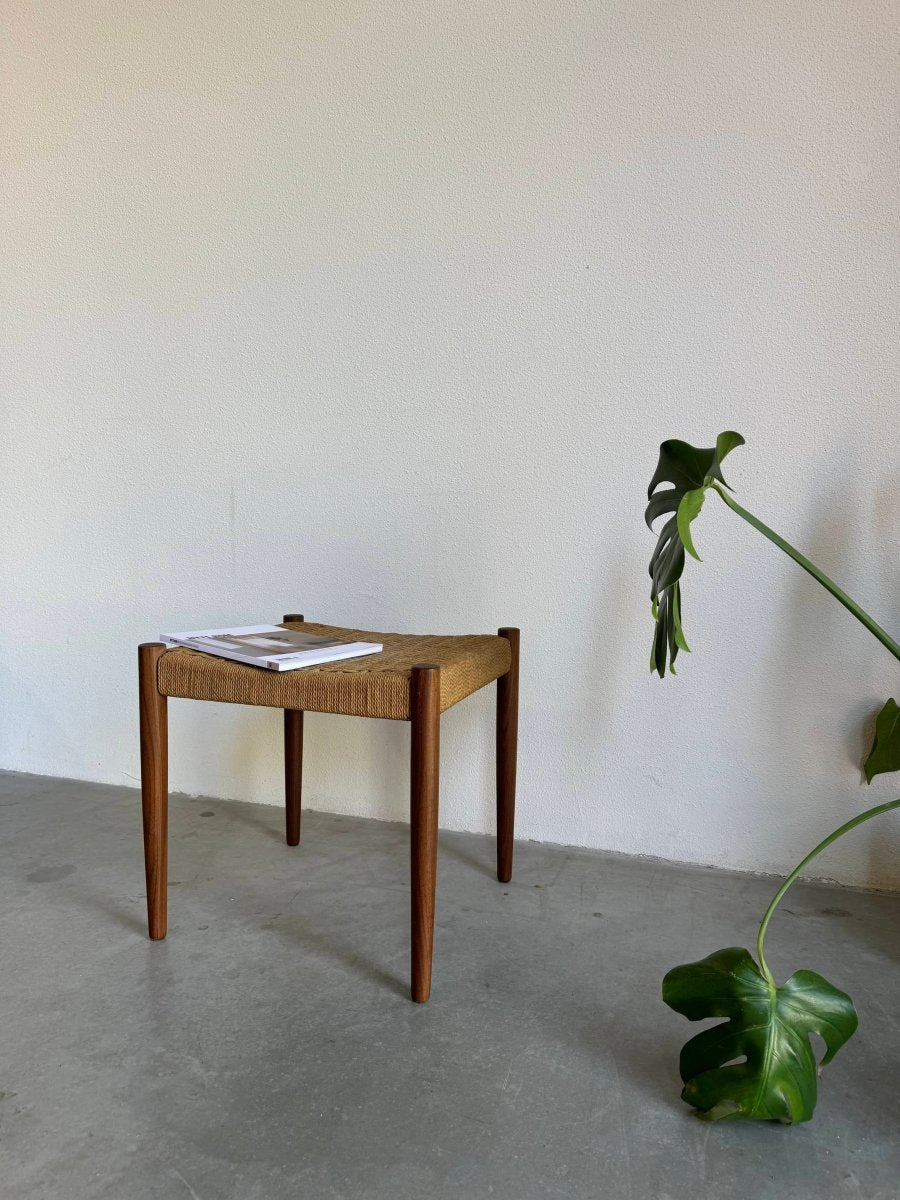 
                  
                    Vintage papercord kruk - LOUI.STORE
                  
                