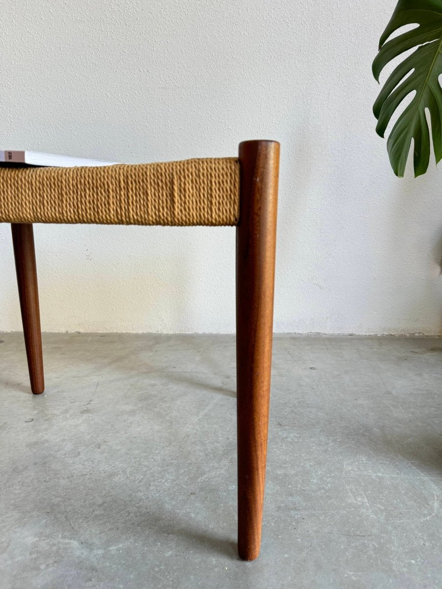 
                  
                    Vintage papercord kruk - LOUI.STORE
                  
                
