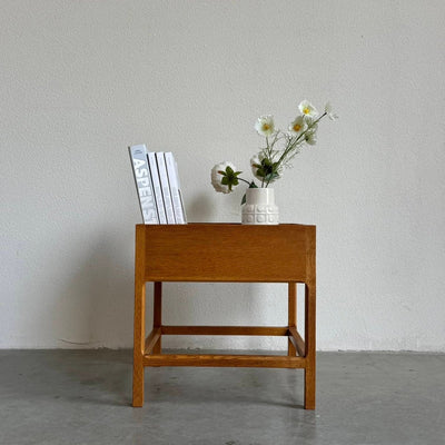 
                  
                    Vintage plantenbak Kai Kristiansen eiken - LOUI.STORE
                  
                