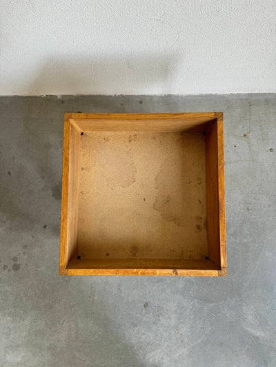 
                  
                    Vintage plantenbak Kai Kristiansen eiken - LOUI.STORE
                  
                