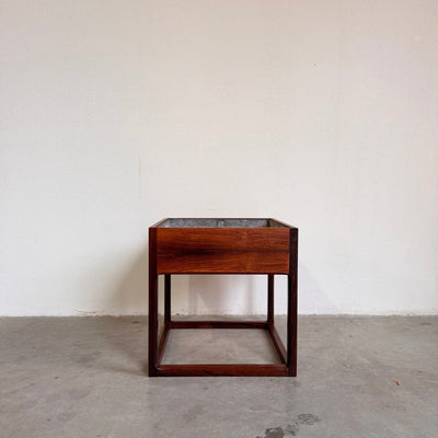 
                  
                    Vintage plantenbak Kai Kristiansen palissander - LOUI.STORE
                  
                