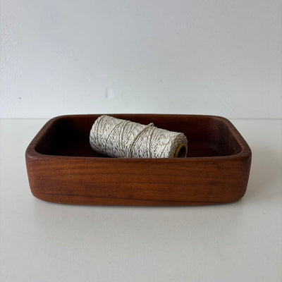 Vintage rechthoekig bakje massief teak - LOUI.STORE