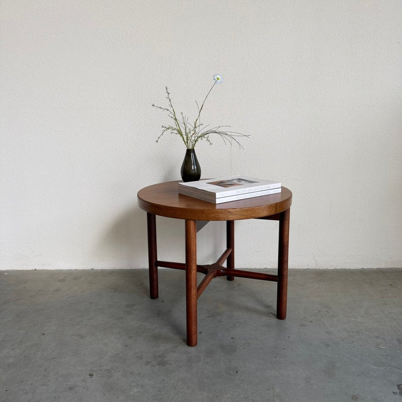 Vintage ronde bijzettafel Farstrup - LOUI