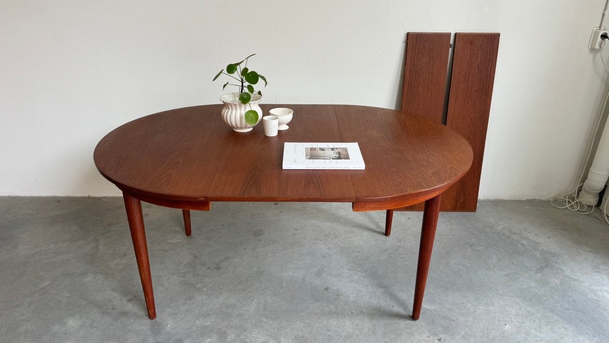 
                  
                    Vintage ronde eettafel teak Skovmand & Andersen - LOUI.STORE
                  
                
