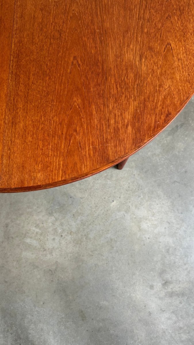 
                  
                    Vintage ronde eettafel teak Skovmand & Andersen - LOUI.STORE
                  
                
