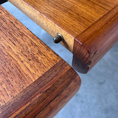 
                  
                    Vintage ronde eettafel uitschuifbaar teak - LOUI
                  
                