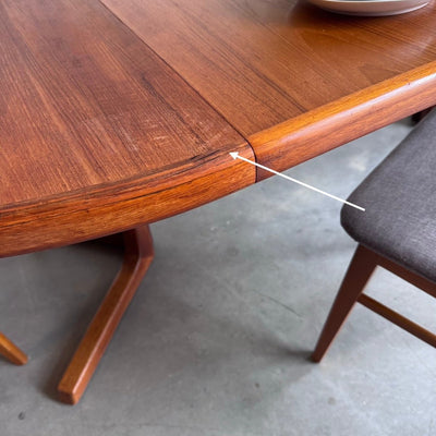 
                  
                    Vintage ronde eettafel uitschuifbaar teak - LOUI
                  
                