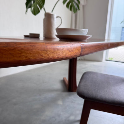 
                  
                    Vintage ronde eettafel uitschuifbaar teak - LOUI
                  
                