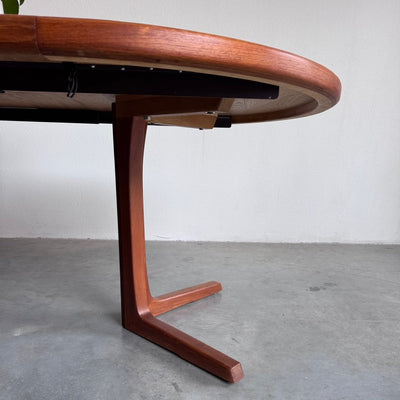 
                  
                    Vintage ronde eettafel uitschuifbaar teak - LOUI
                  
                