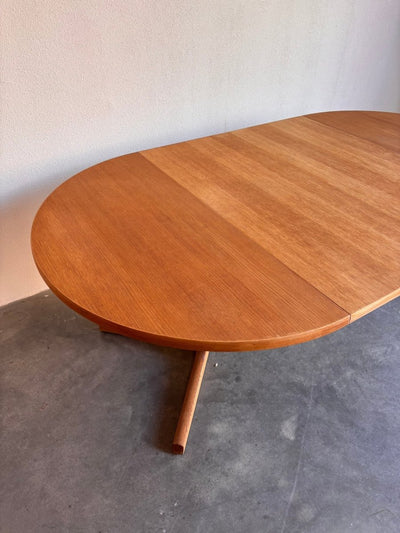 
                  
                    Vintage ronde uitschuifbare eettafel eiken - LOUI.STORE
                  
                