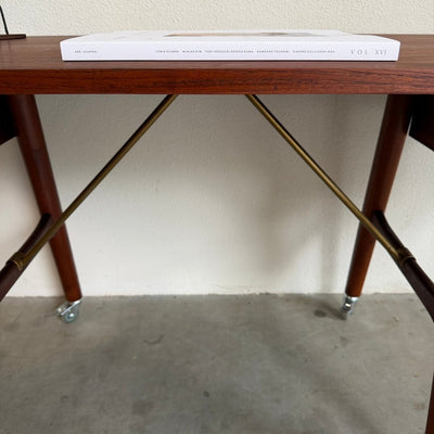
                  
                    Vintage ruim open bureau in teak - LOUI
                  
                
